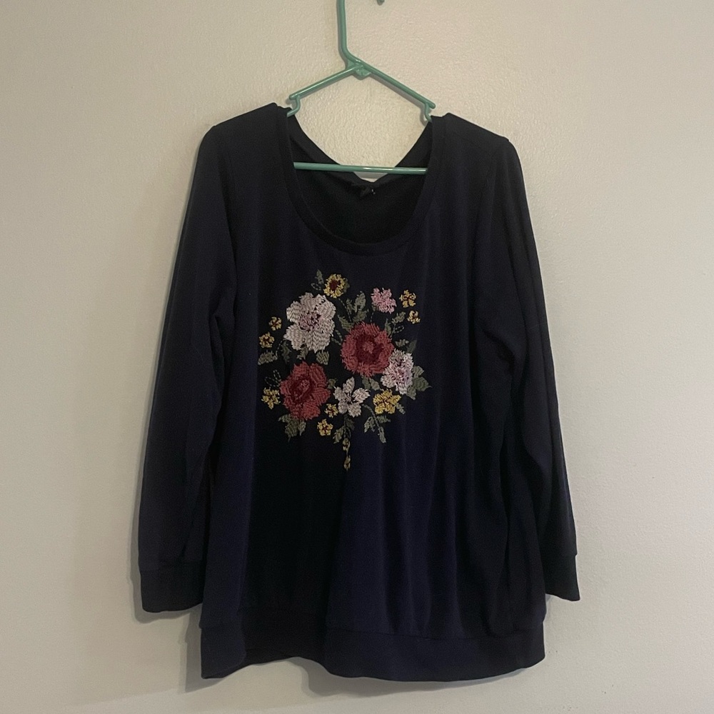 Navy Blue Torrid 3X sweatshirt